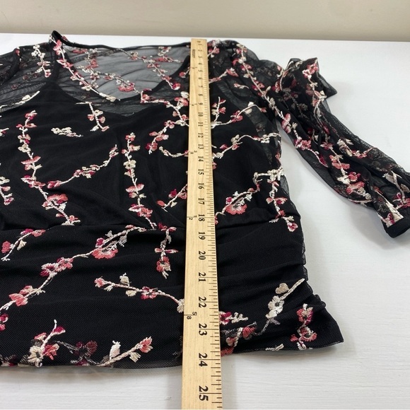 White House Black Market Long Sleeve Floral Embroidered Mesh Top w/Cami Sz L - Picture 13 of 16